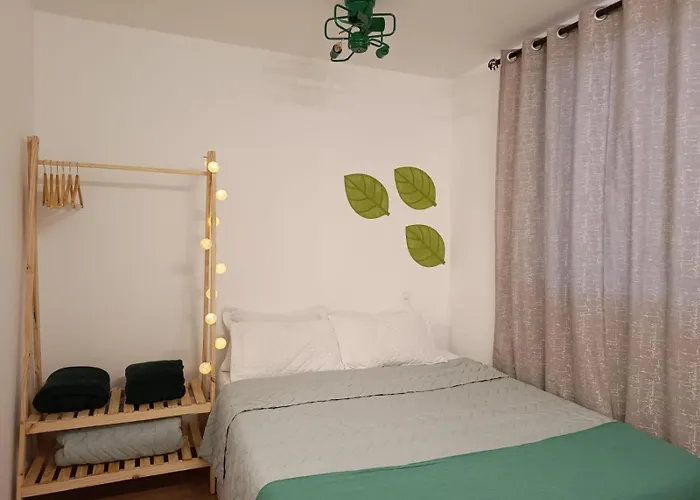 Casa Pazo 100 Metros Metro Bras 29A